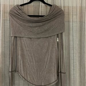 Off the Shoulder Top, size: small